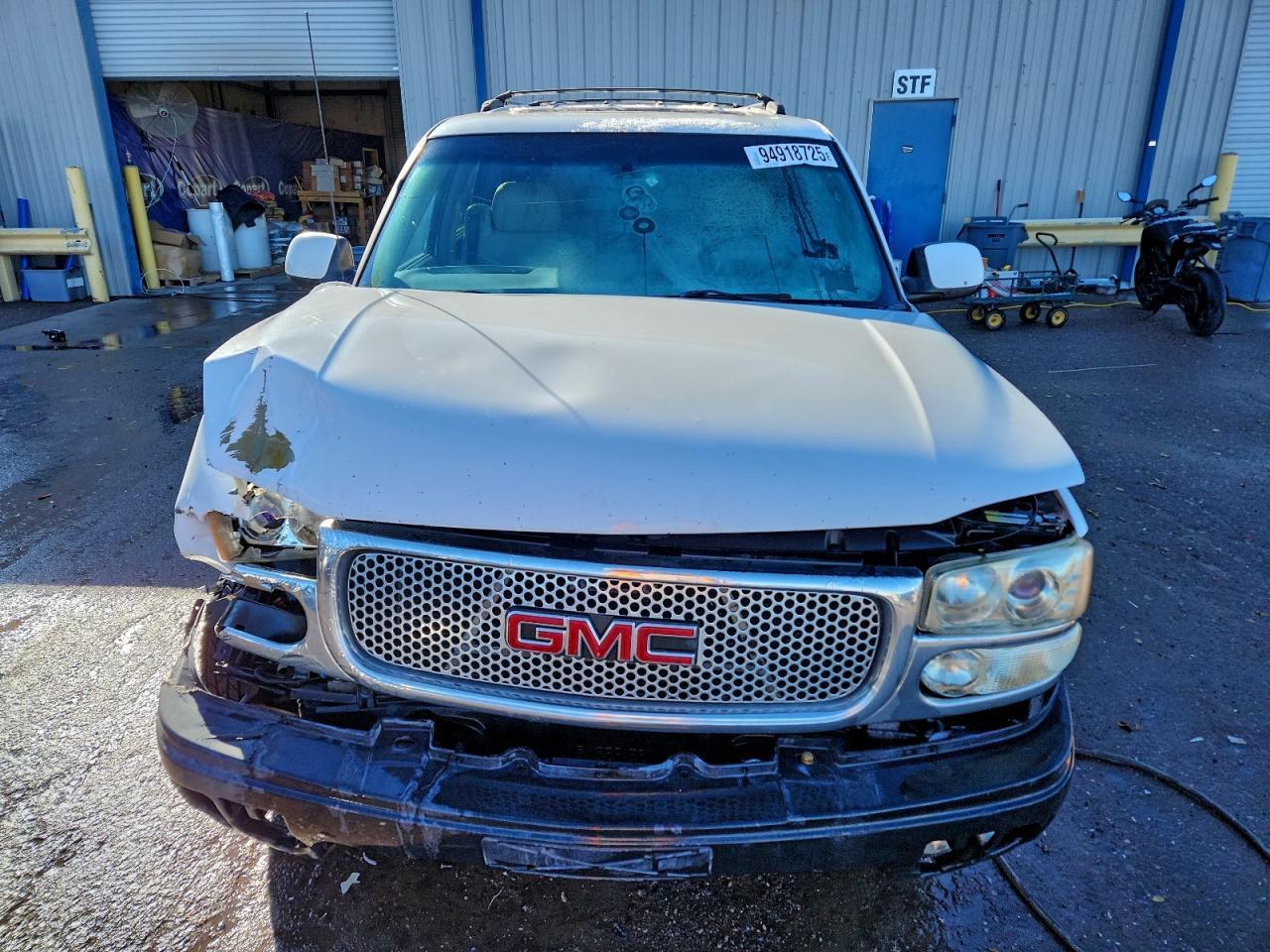 2001 GMC Yukon - Image 5