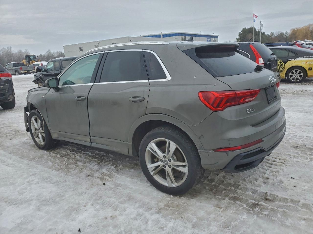2021 Audi Q3 Premium Plus S Line 45 - Фото 2