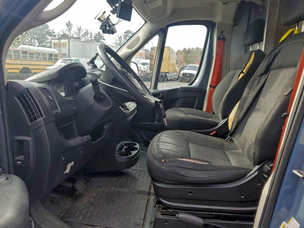 2020 Ram Trucks Promaster Cargo Van - Prior Fleet - Engine Light Is On - Image 7