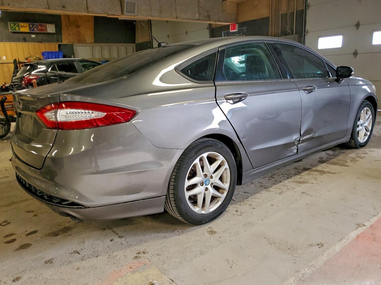 2013 Ford Fusion Se - Image 3