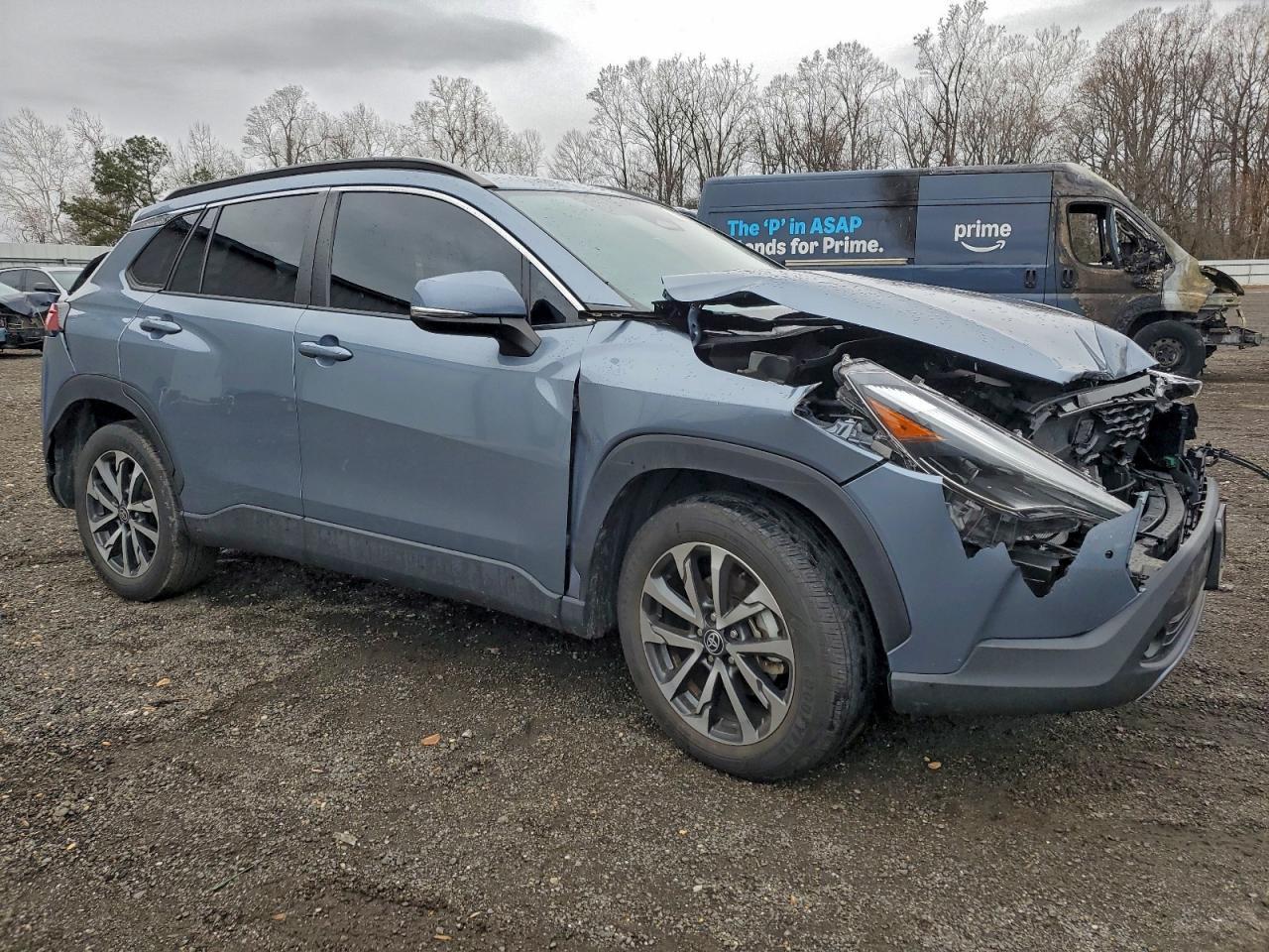 2023 Toyota Corolla Cross Xle - Image 4