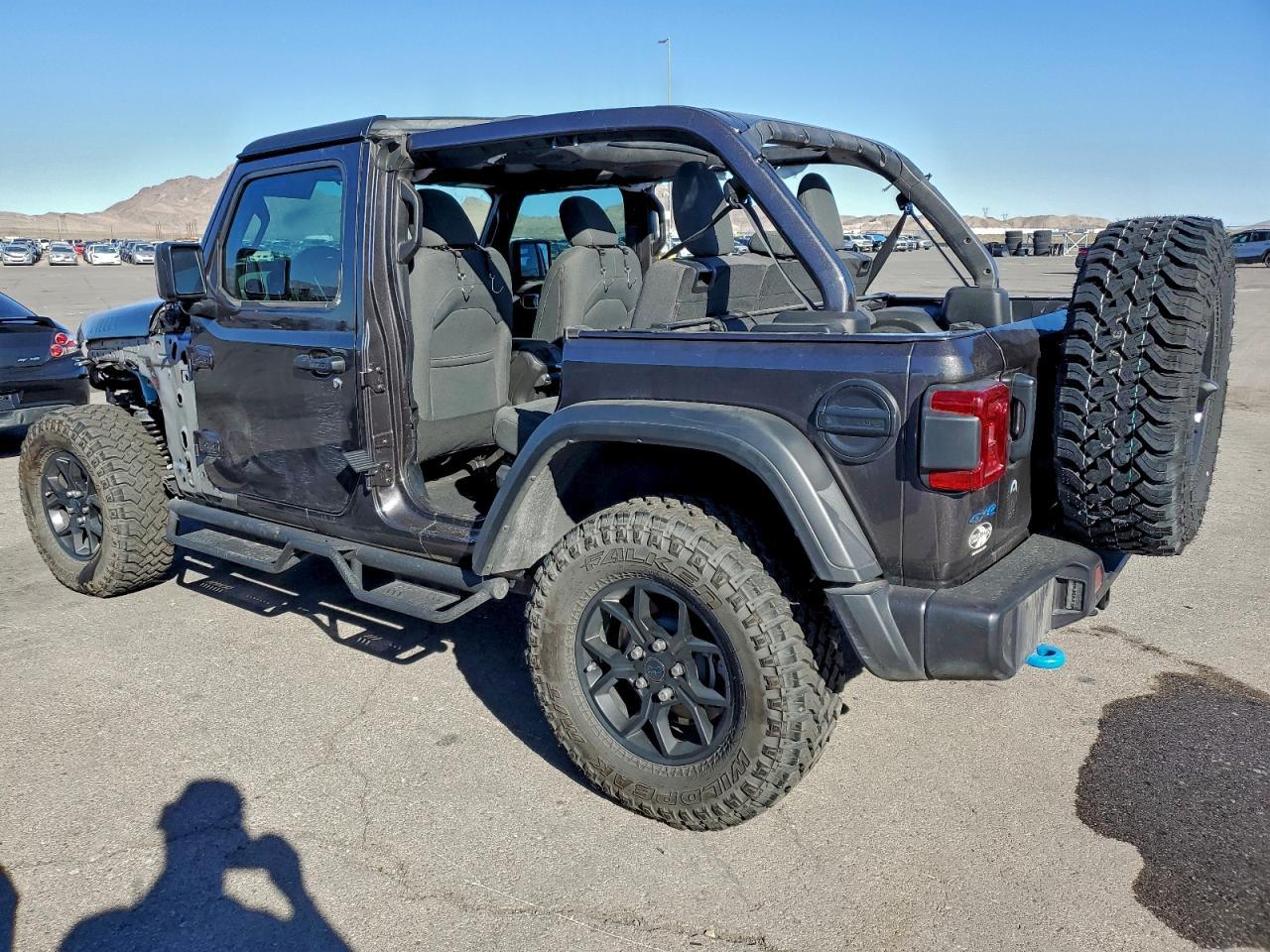 2024 Jeep Wrangler 4Xe - Фото 2