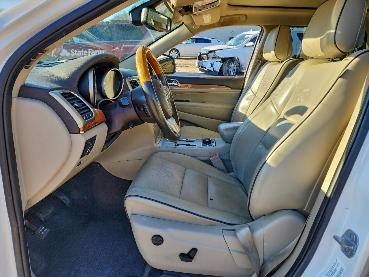 2011 Jeep Grand Cherokee Overland - Фото 7