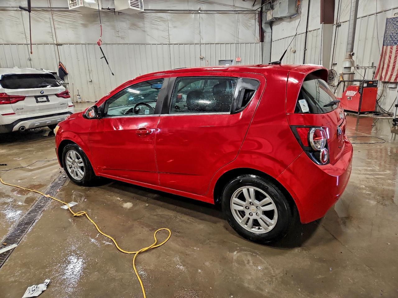 2012 Chevrolet Sonic Lt - Image 2