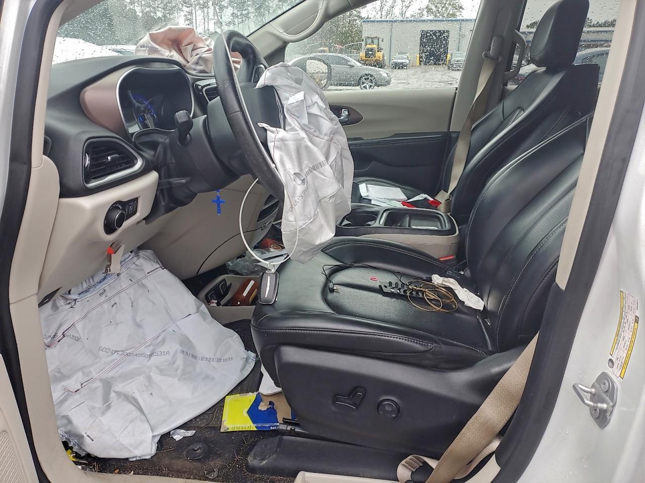 2021 Chrysler Voyager Lxi - Фото 7