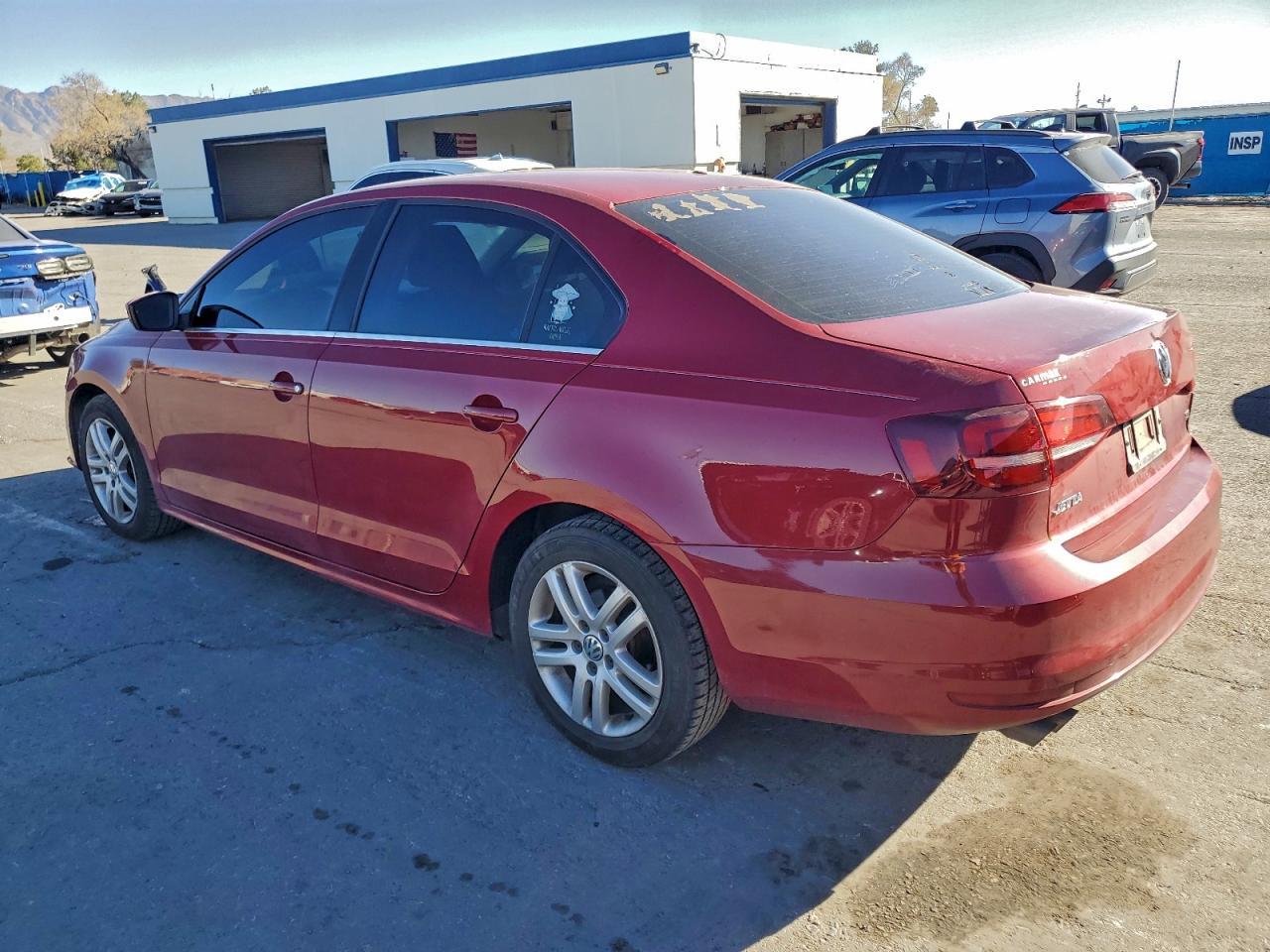 2017 Volkswagen Jetta S - Фото 2