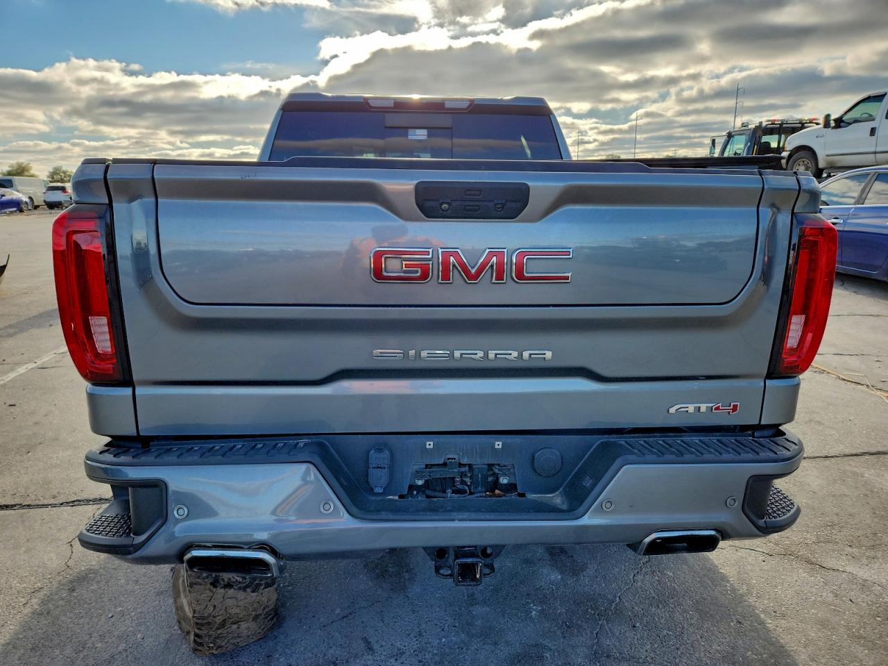 2020 GMC Sierra K1500 At4 - Фото 6