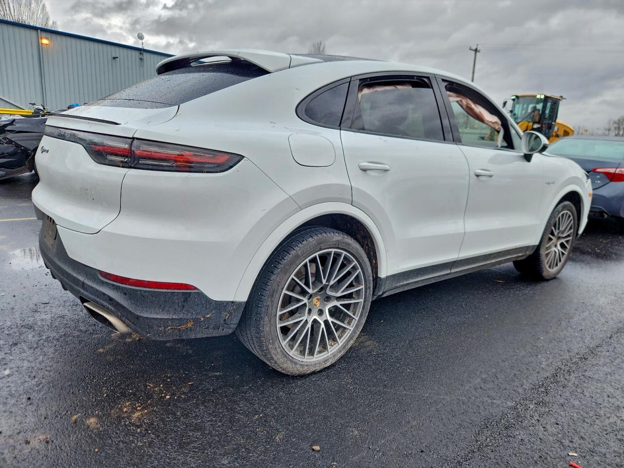 2021 Porsche Cayenne E Hybrid Coupe - Фото 3