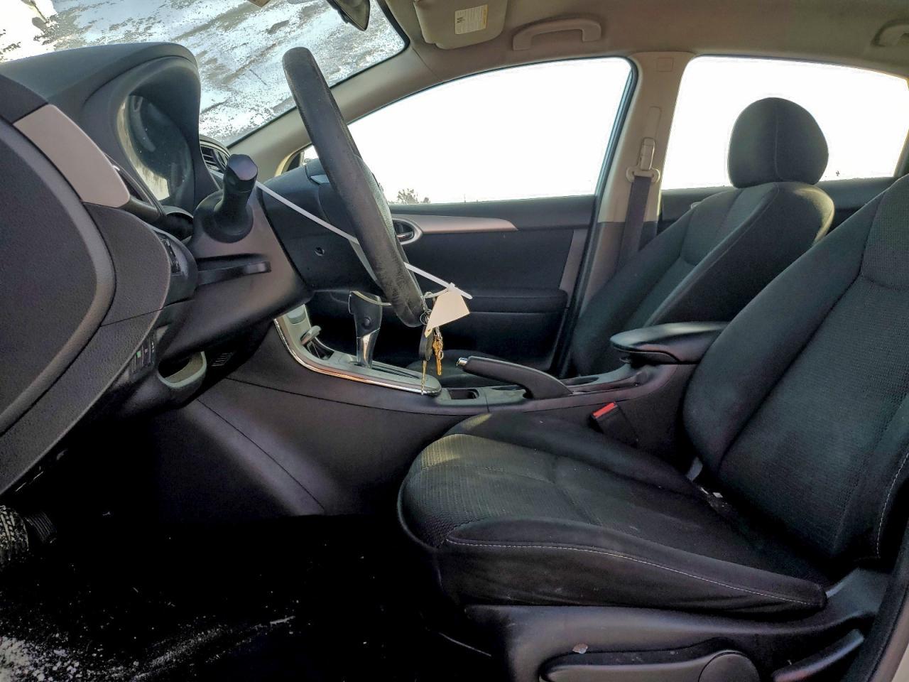 2014 Nissan Sentra S - Image 7