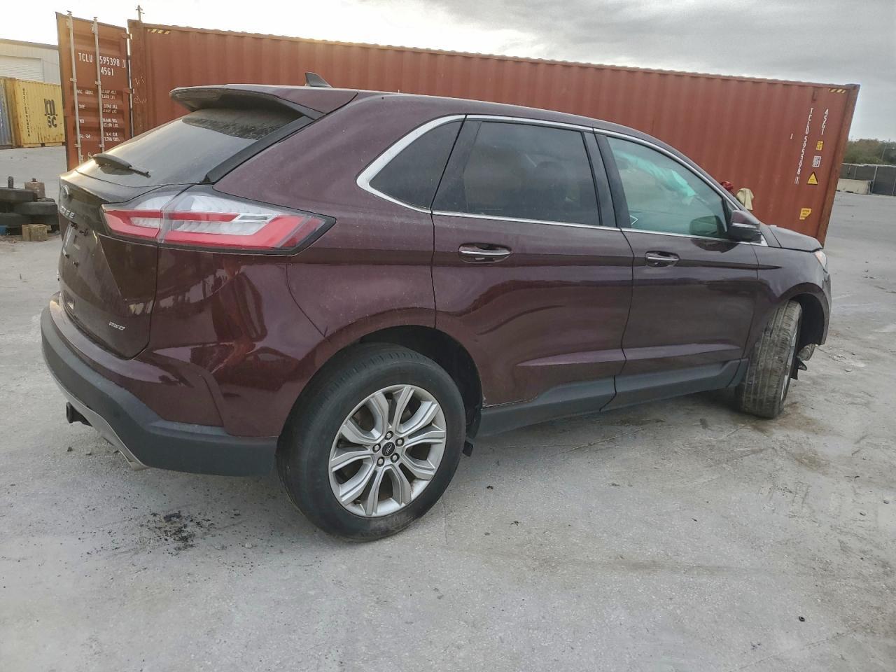 2024 Ford Edge Titanium - Фото 3