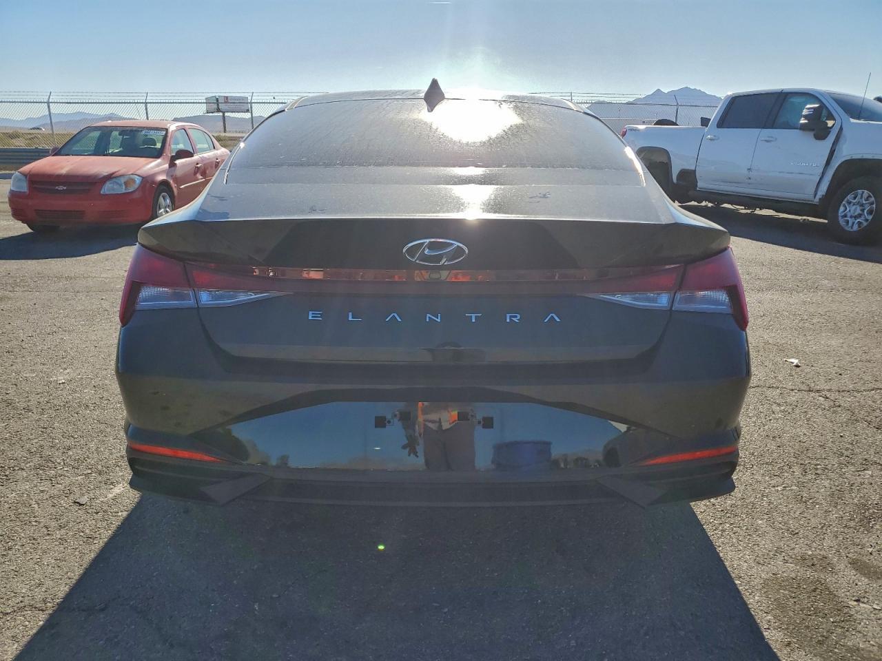 2023 Hyundai Elantra Sel - Фото 6