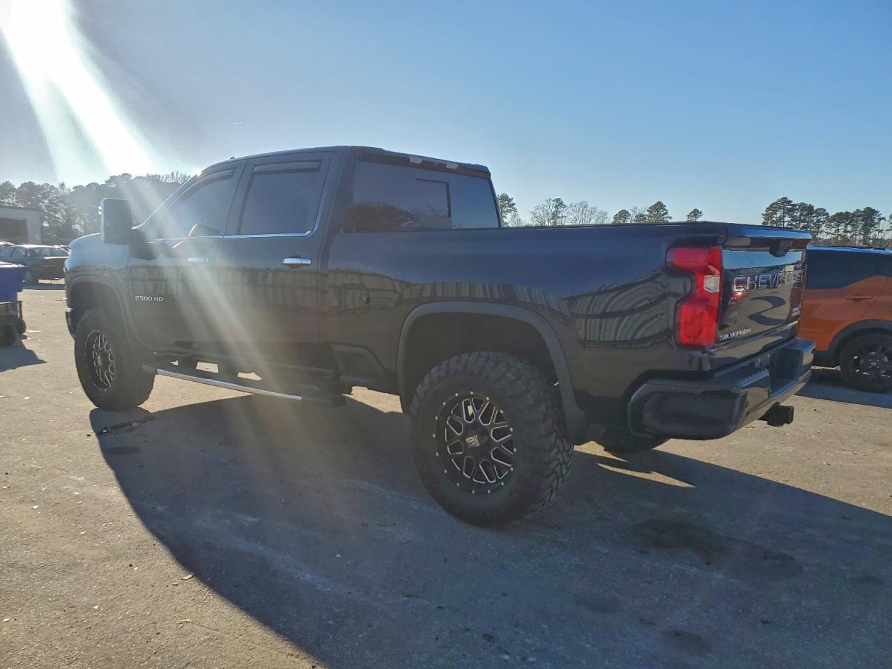 2022 Chevrolet Silverado K2500 High Country - Фото 2