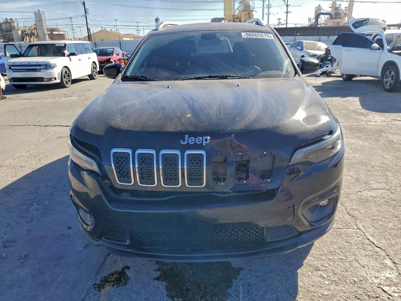 2019 Jeep Cherokee Latitude - Image 5