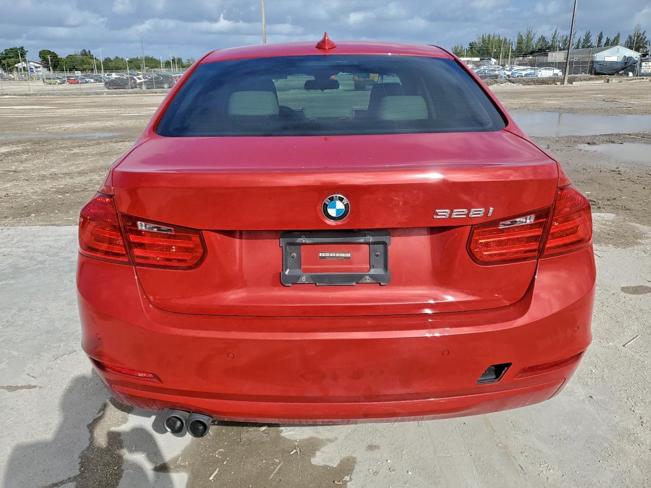 2015 BMW 328 I - Фото 6