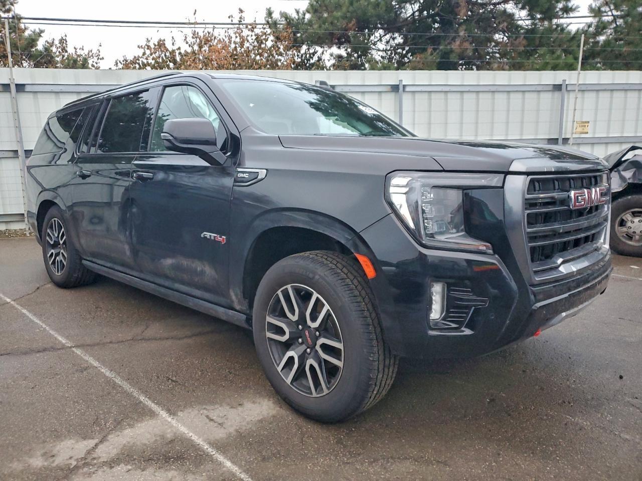 2021 GMC Yukon Xl K1500 At4 - Image 4