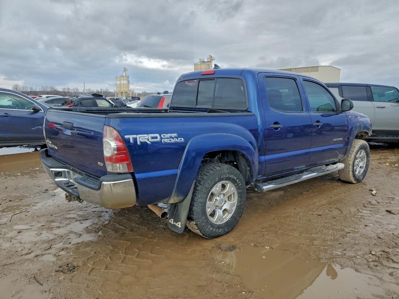 2015 Toyota Tacoma - Фото 3
