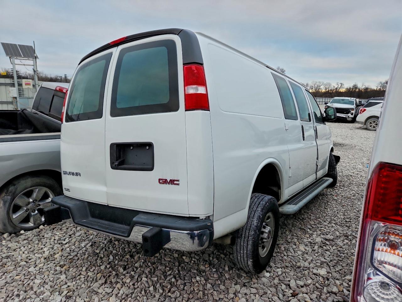 2020 GMC Savana G2500 - Image 3