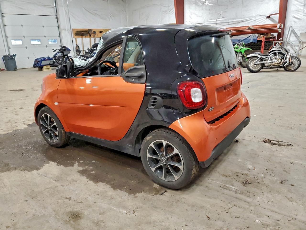 2016 Smart Fortwo - Фото 2