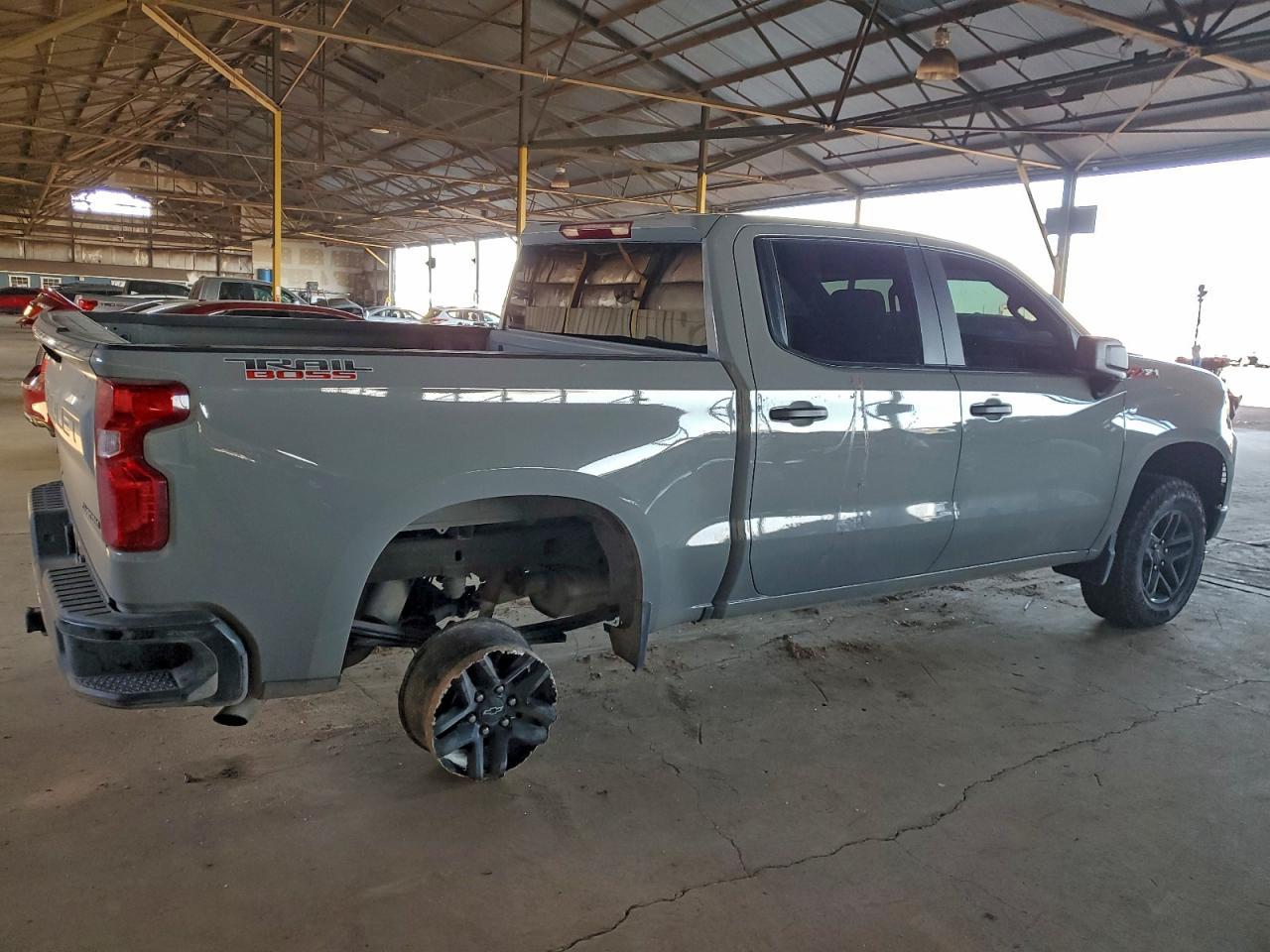 2025 Chevrolet Silverado K1500 Trail Boss Custom - Фото 3