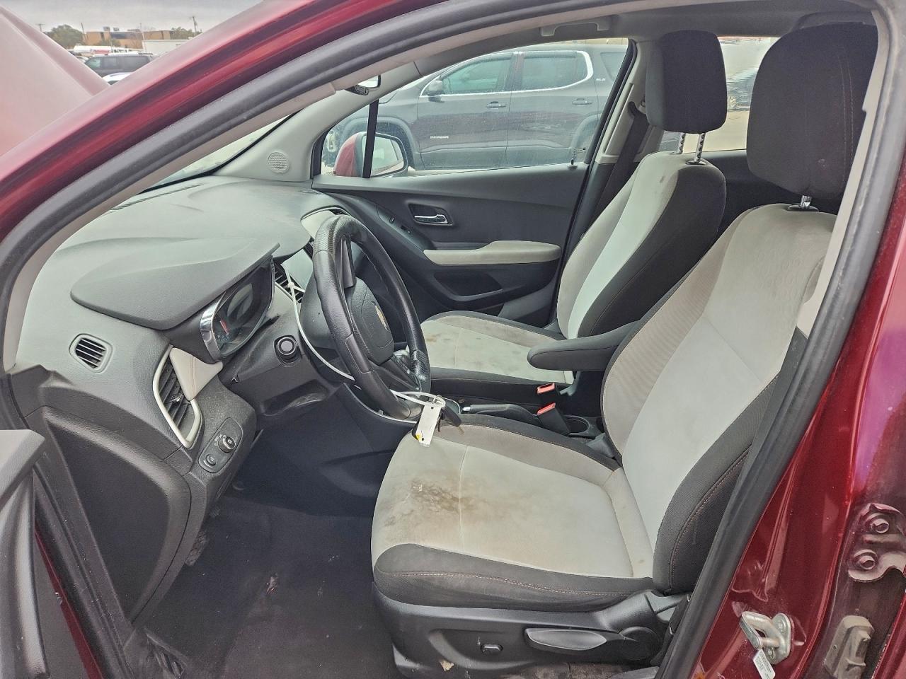 2017 Chevrolet Trax Ls - Image 7