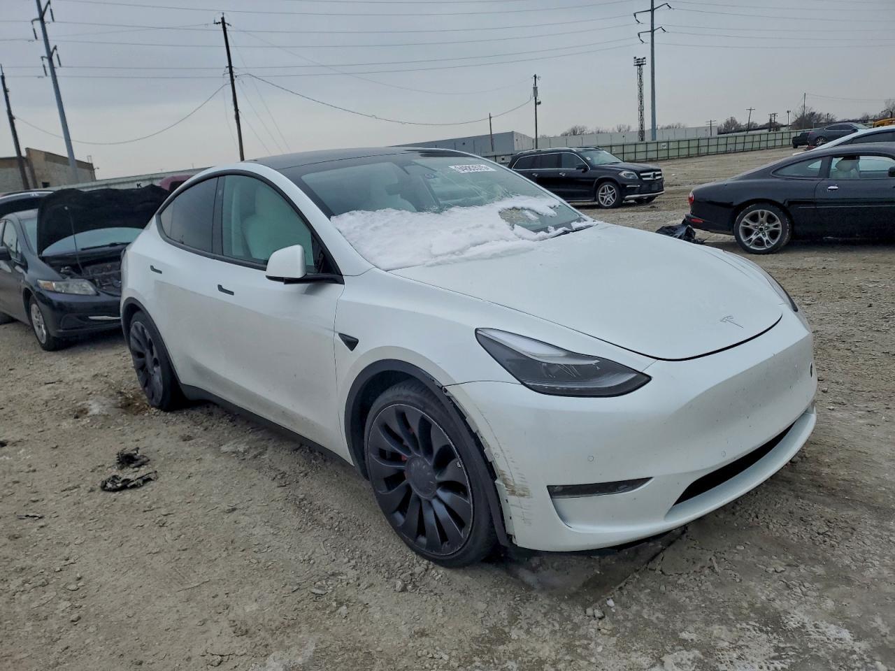 2022 Tesla Model Y - Image 4