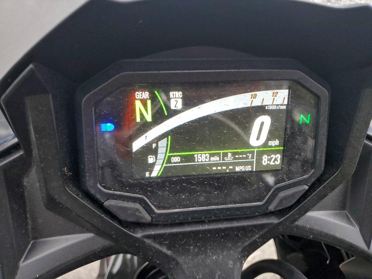2025 Kawasaki Ex650 R - Фото 7