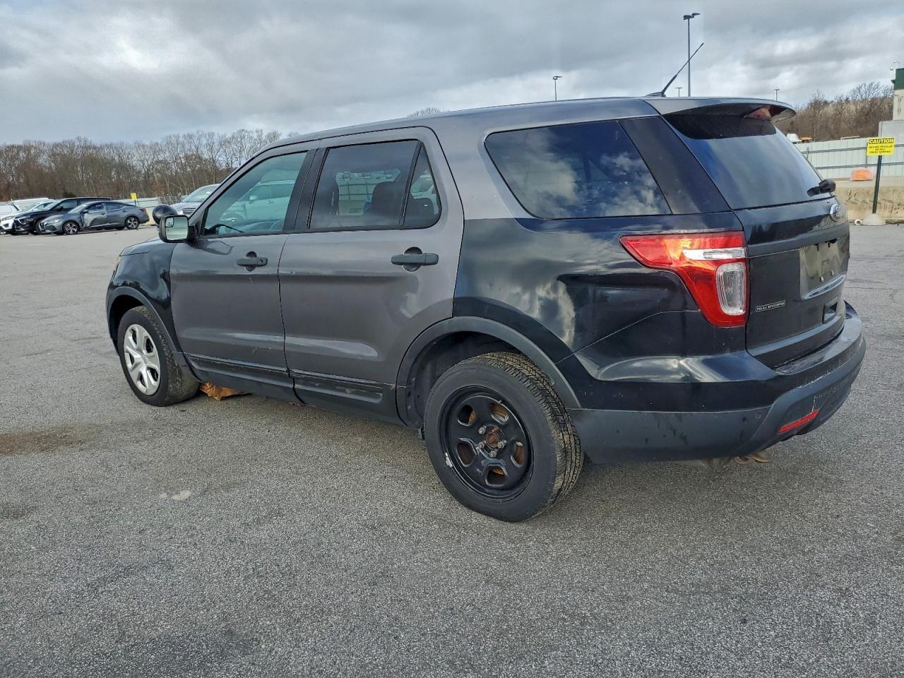 2015 Ford Explorer Police Interceptor - Фото 2
