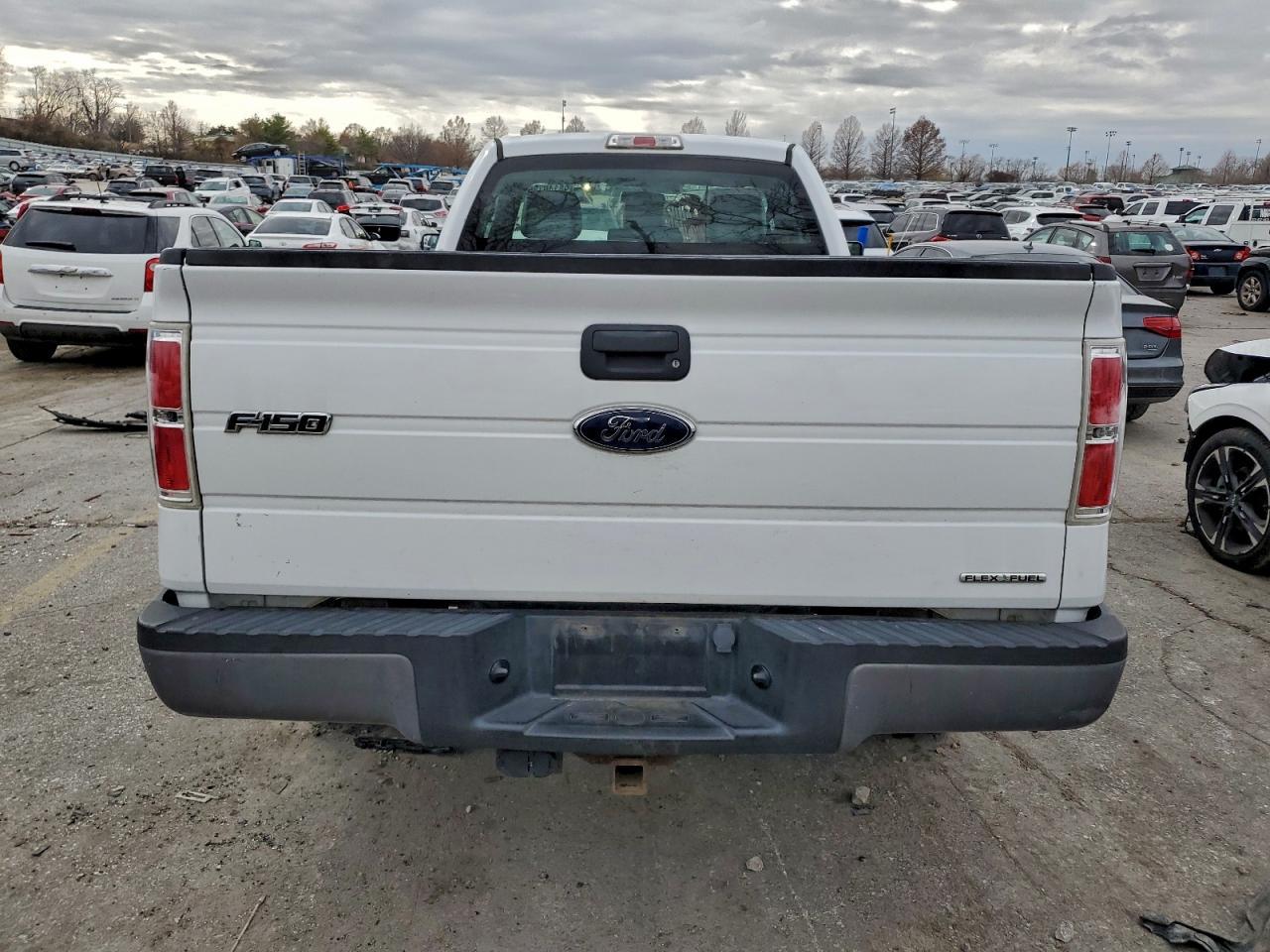 2013 Ford F150 - Фото 6