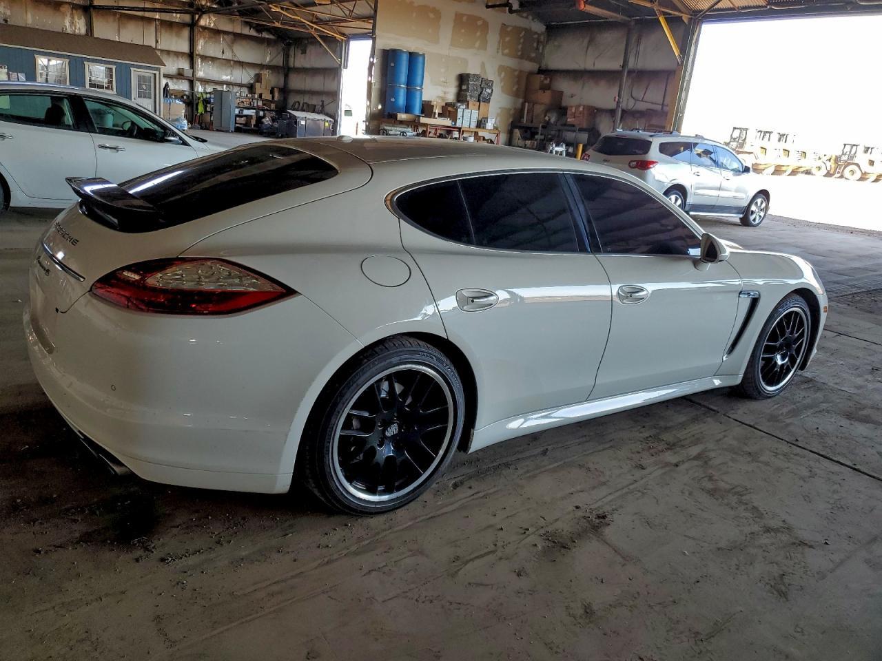 2011 Porsche Panamera S - Фото 3