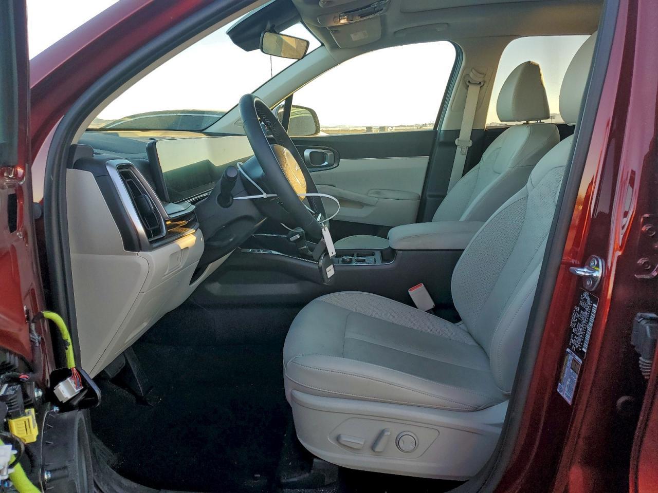 2025 Kia Sorento S - Фото 7