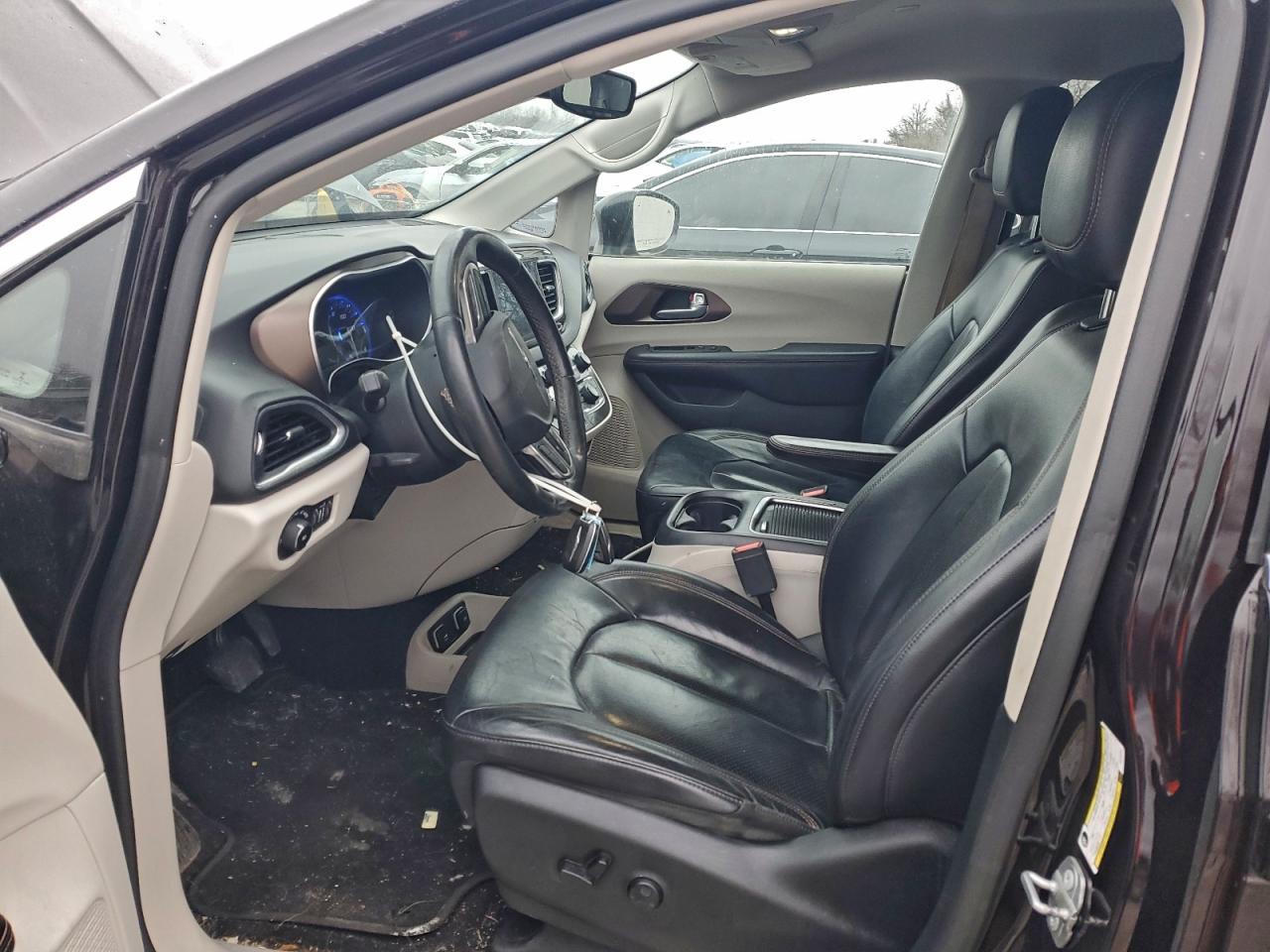 2018 Chrysler Pacifica Touring L Plus - Image 7