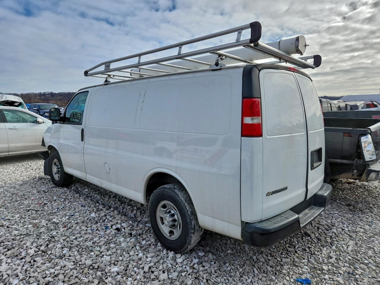 2017 Chev Express G2500 - Image 2