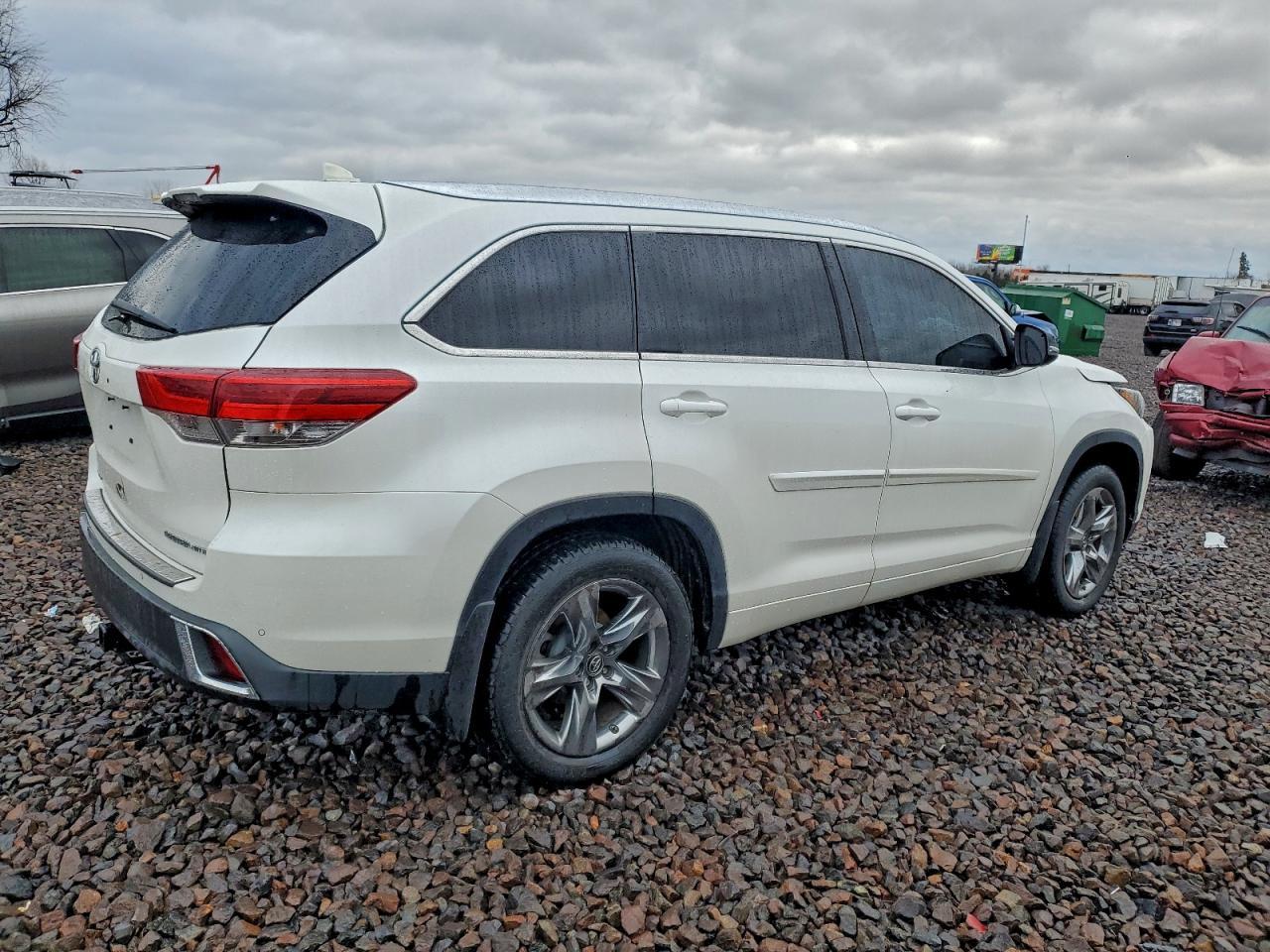 2019 Toyota Highlander Limited - Фото 3
