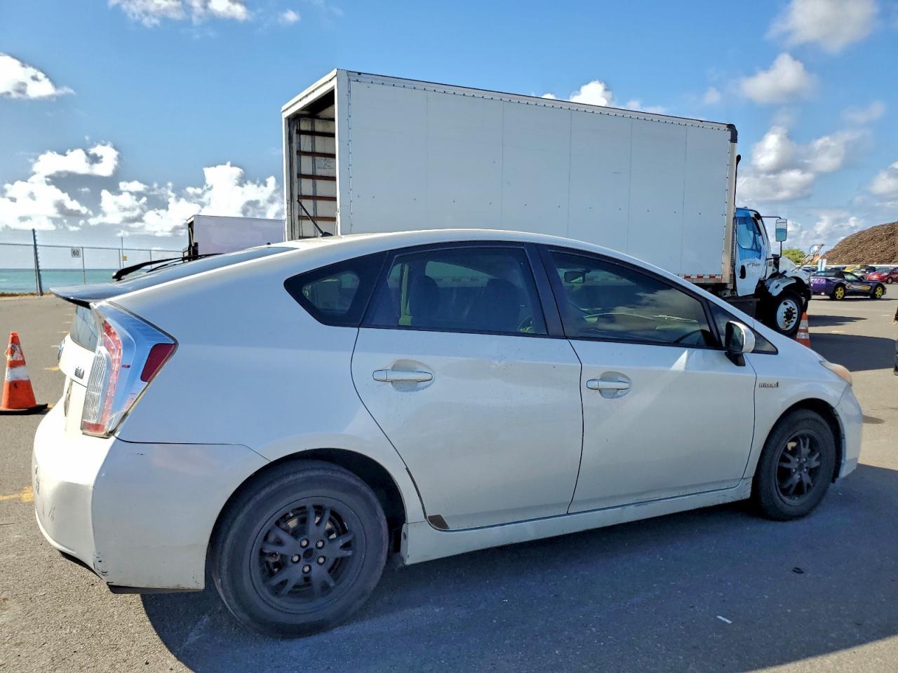 2013 Toyota Prius - Image 3