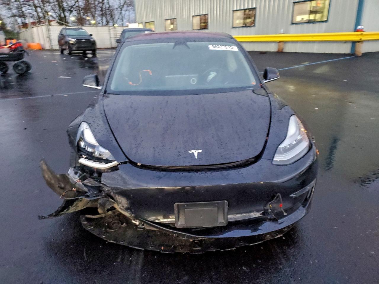 2018 Tesla Model 3 - Фото 5