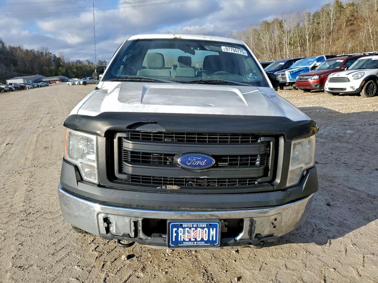 2014 Ford F150 Super Cab - Фото 5