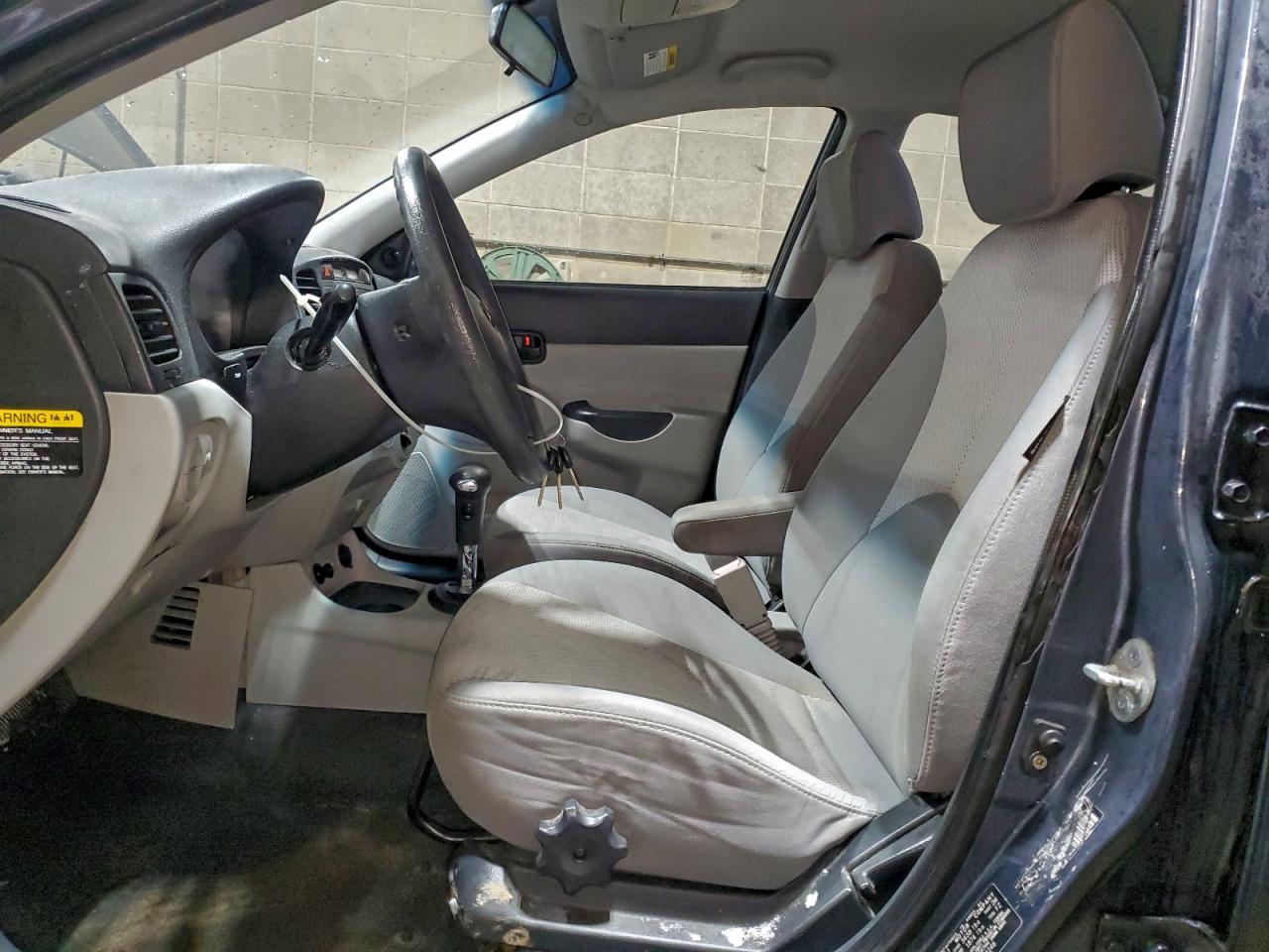 2011 Hyundai Accent Gls - Фото 7