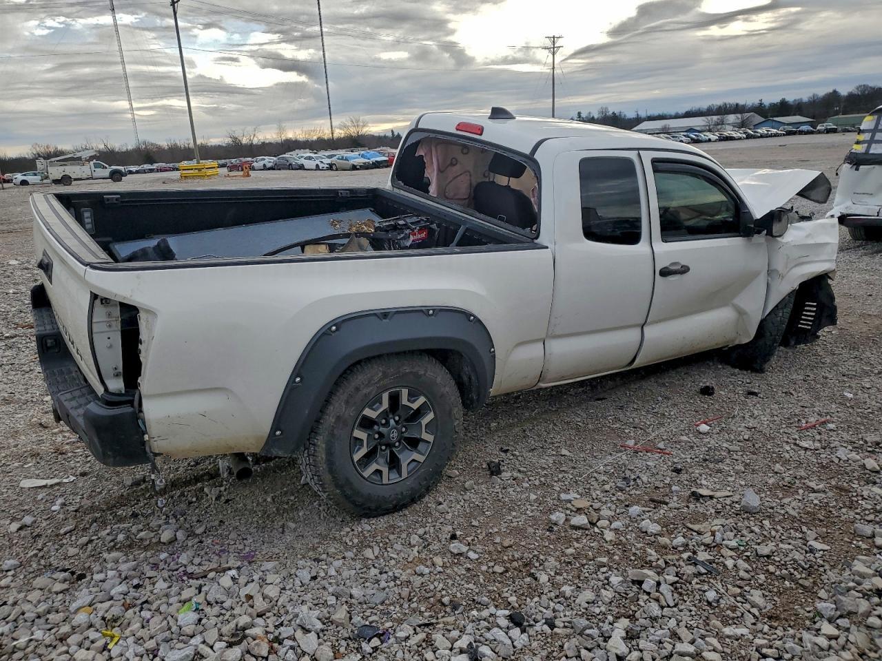 2021 Toyota Tacoma Access Cab - Фото 3