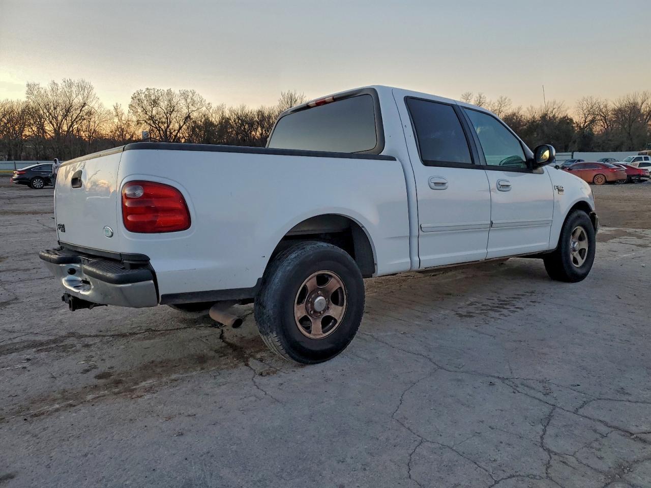 2001 Ford F150 Supercrew - Image 3