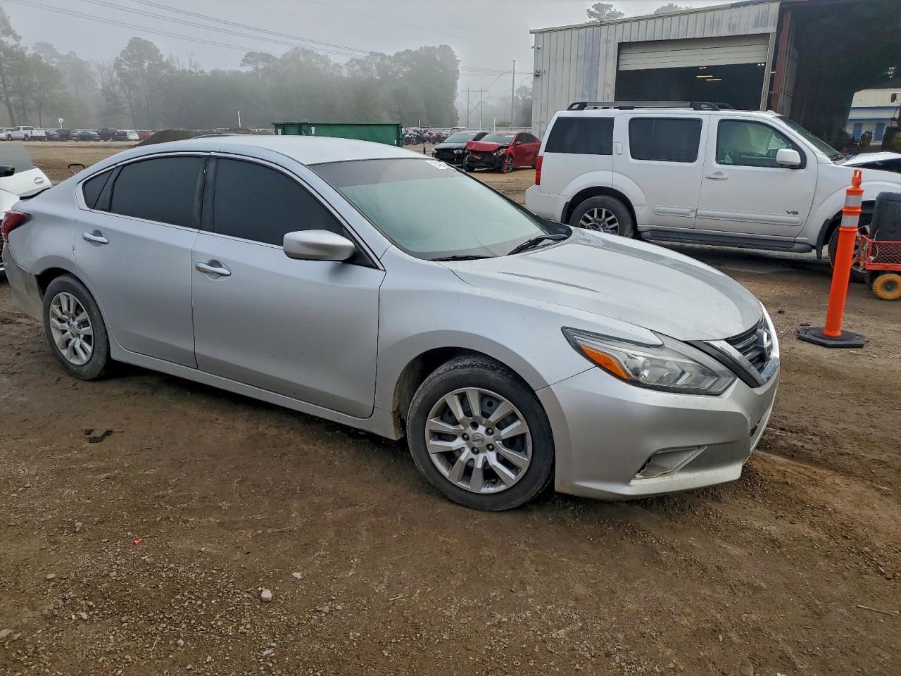 2016 Nissan Altima 2.5 - Фото 4