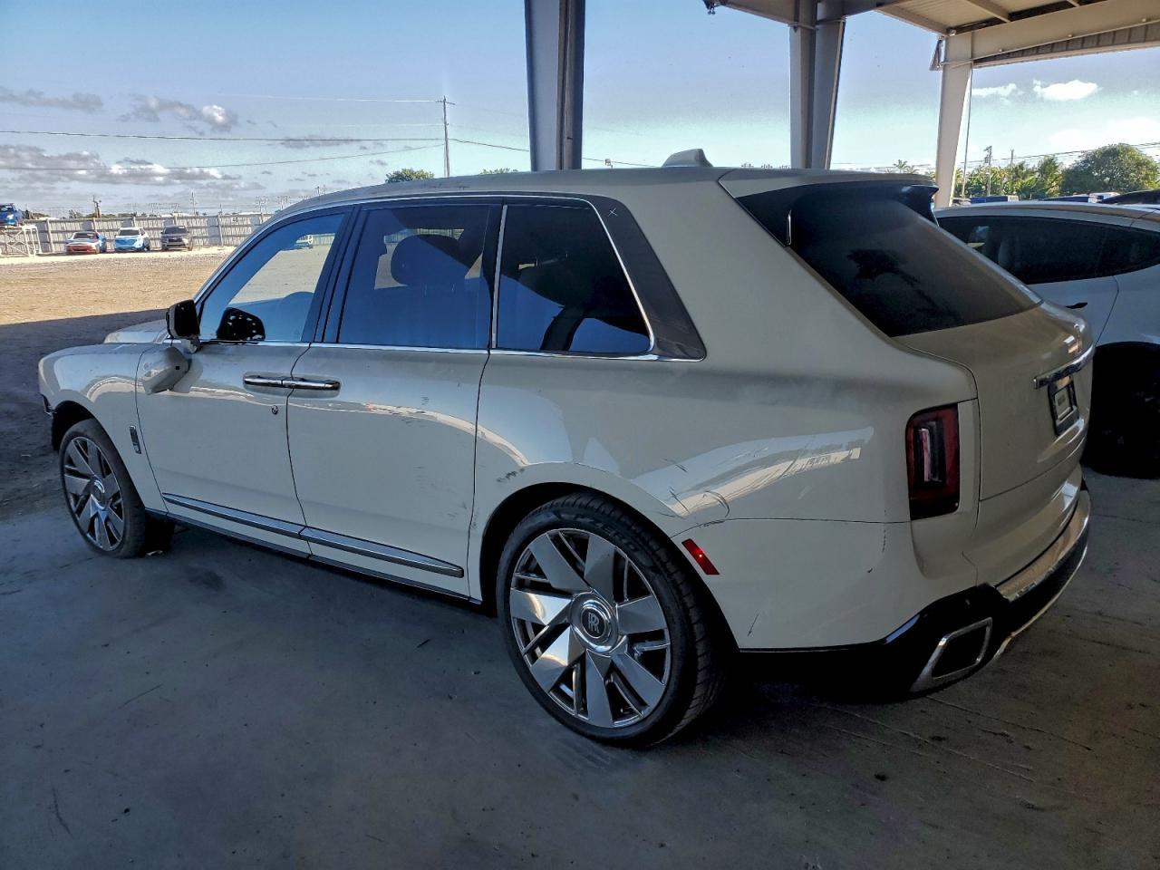2025 Rolls-Royce Cullinan - Фото 2
