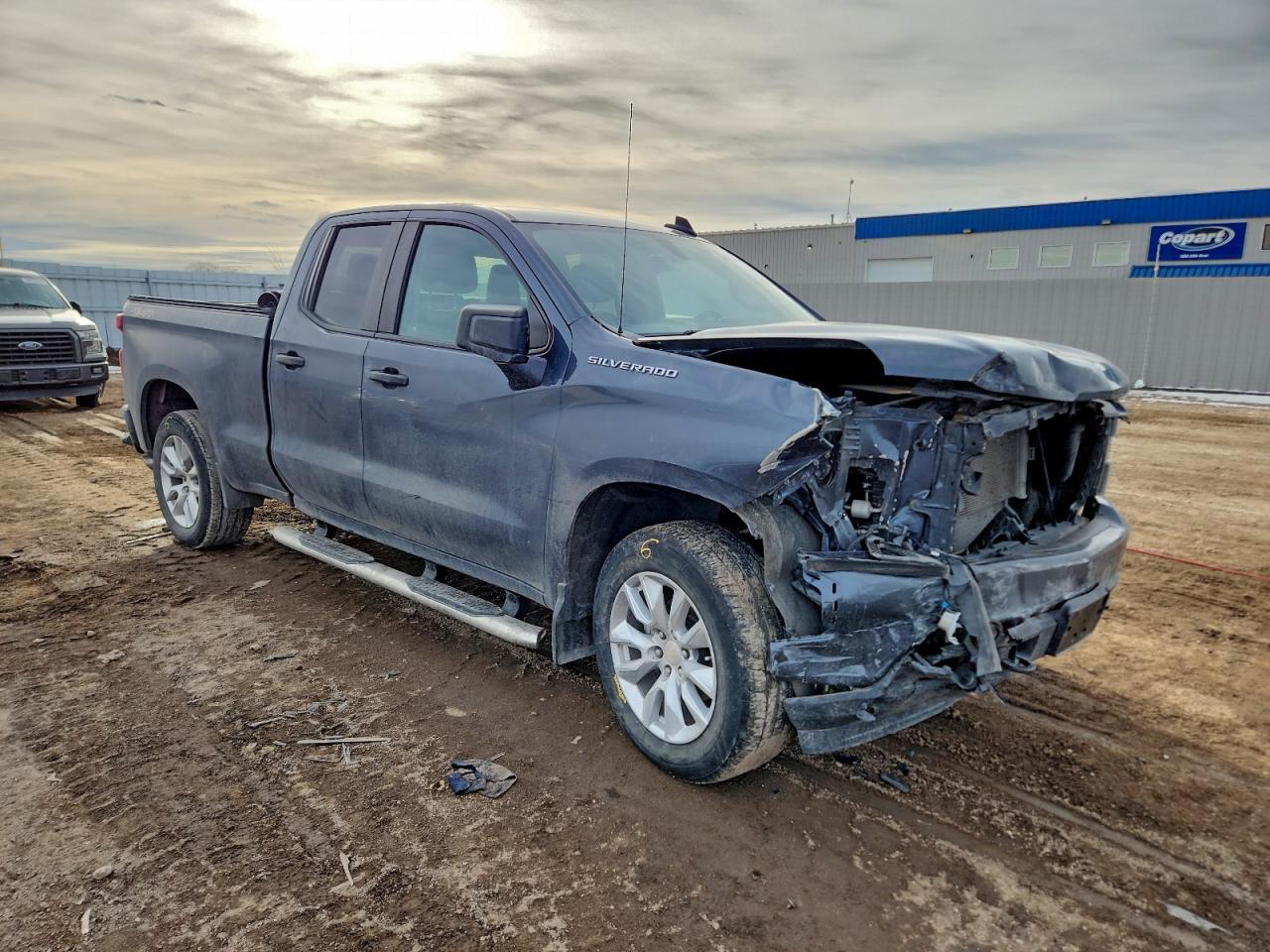 2020 Chevrolet Silverado K1500 Custom - Фото 4