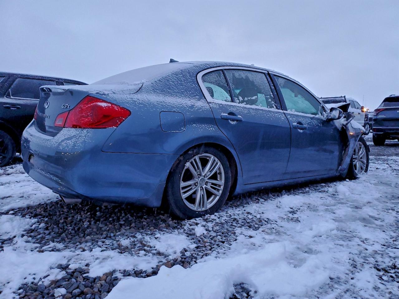 2010 Infiniti G37 - Фото 3
