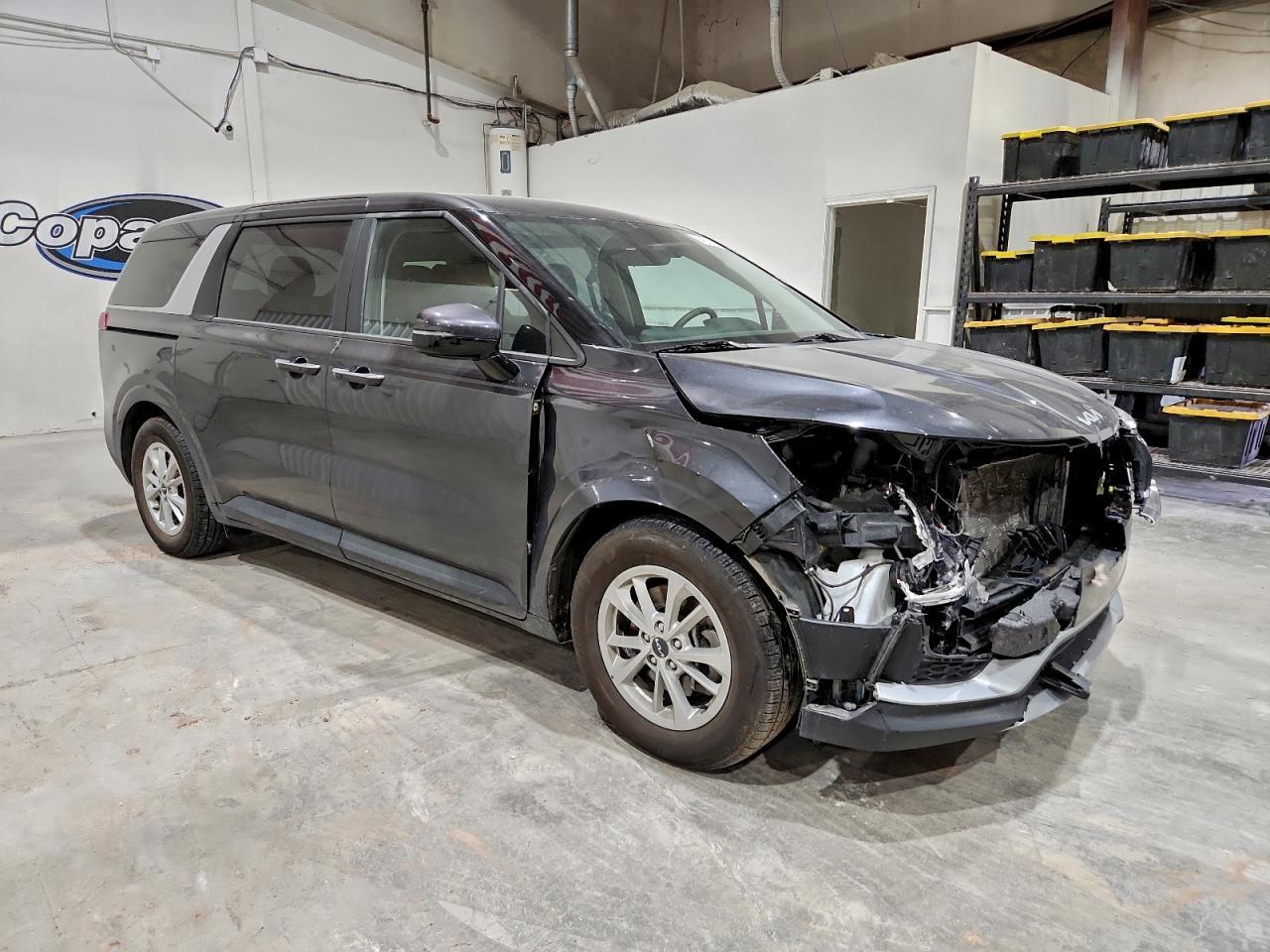 2023 Kia Carnival Lx - Фото 4