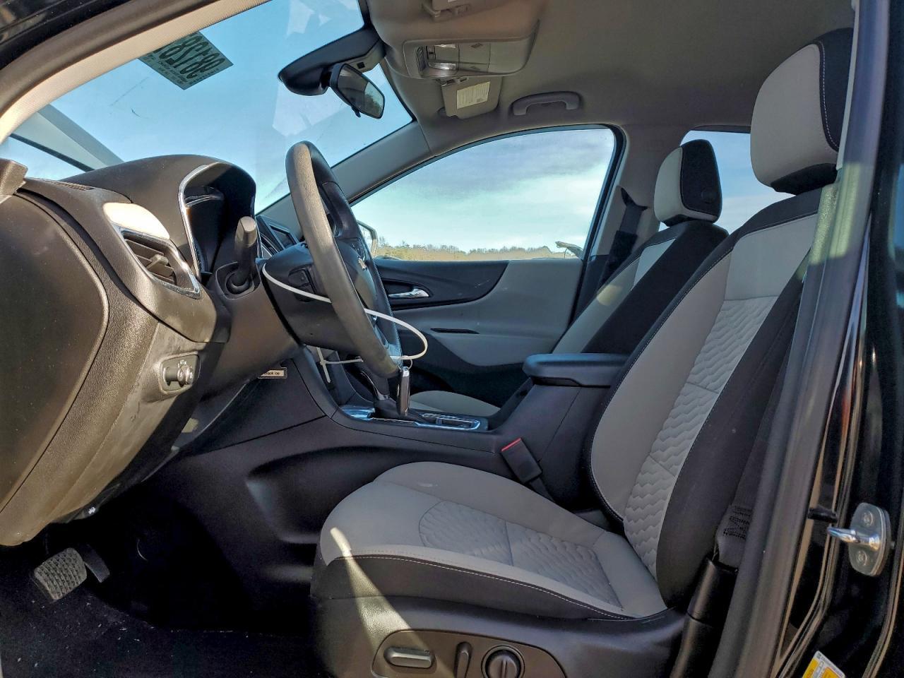 2021 Chevrolet Equinox Ls - Фото 7