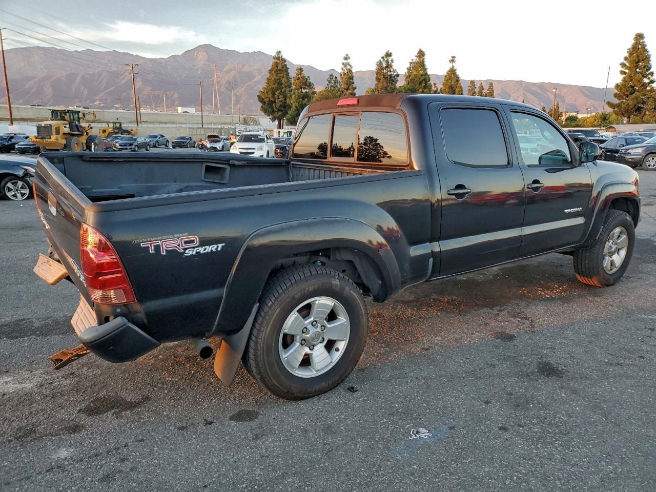 2007 Toyota Tacoma Double Cab Prerunner Long Bed - Image 3