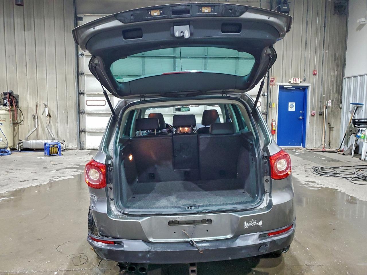 2010 Volkswagen Tiguan Se - Фото 6