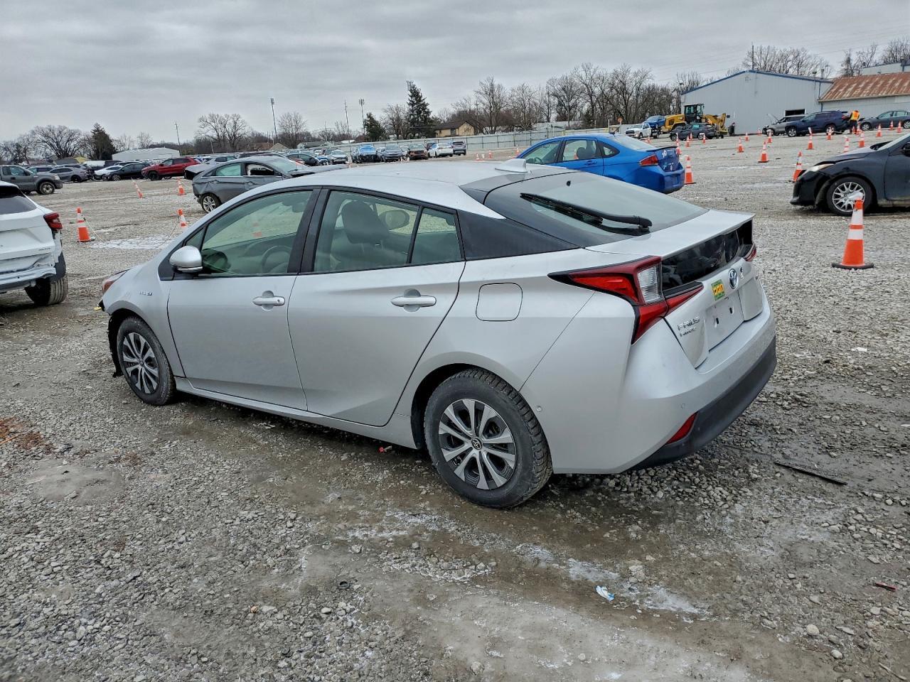2022 Toyota Prius Le - Image 2
