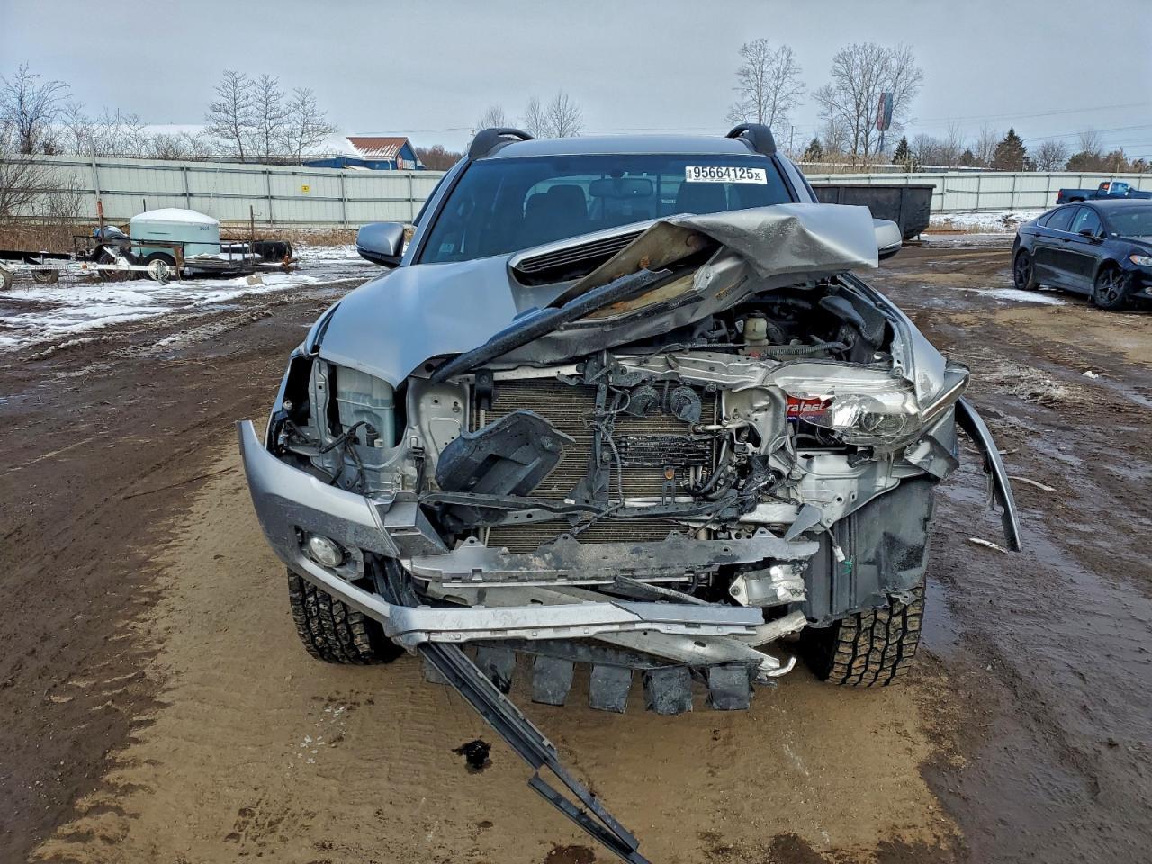 2017 Toyota Tacoma Double Cab - Image 5