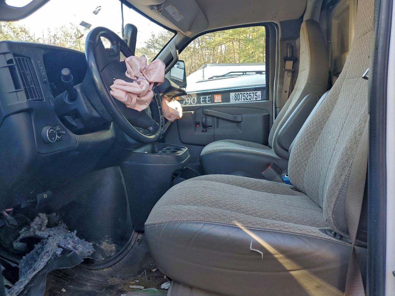 2021 Chevrolet Express G3500 Utility / Service Truck - Фото 7